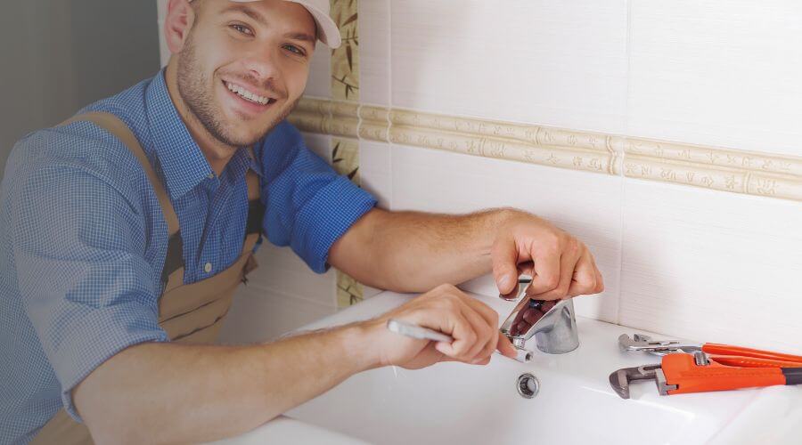Professional expert plumbing services in Roland, OK